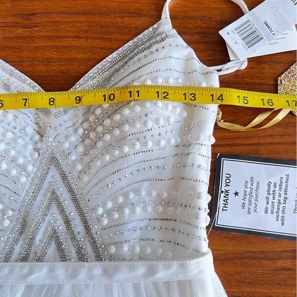TLC Say Yes To The prom White Gown with Beaded Details size 1 - Picture 13 of 15
